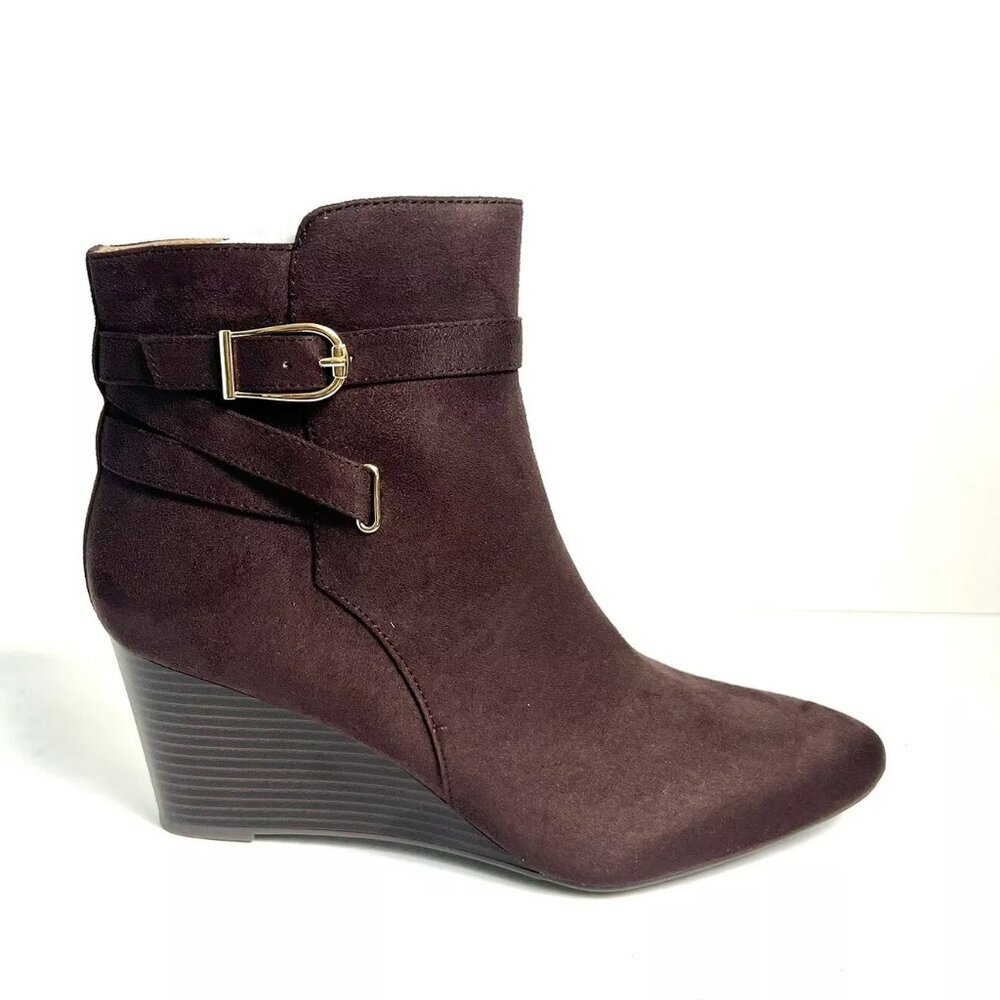 Life Stride Women’s Gio Dark Chocolate Ankle Boots 7M